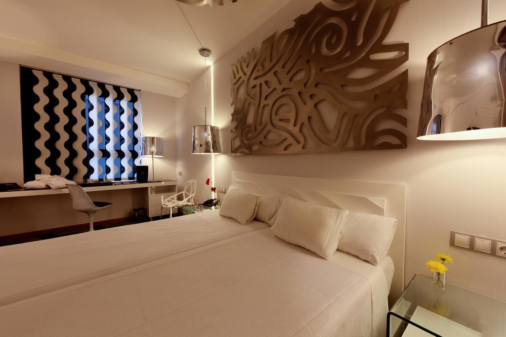 Evenia Rossello Hotel Barcelona Exterior foto