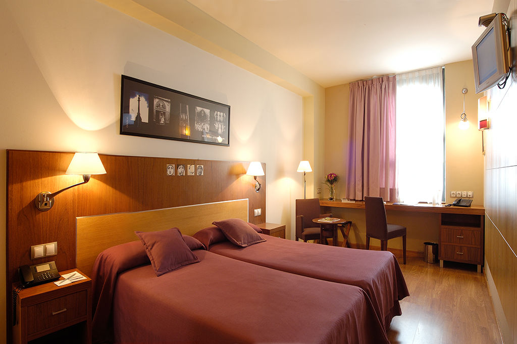 Evenia Rossello Hotel Barcelona Quarto foto