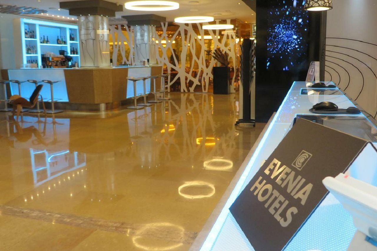Evenia Rossello Hotel Barcelona Exterior foto